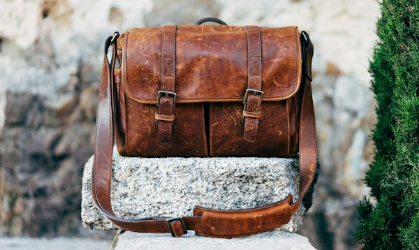 Atelier leather detail